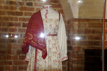 Традиционный народный сольвычегодский костюм XIX - XX cтолетий